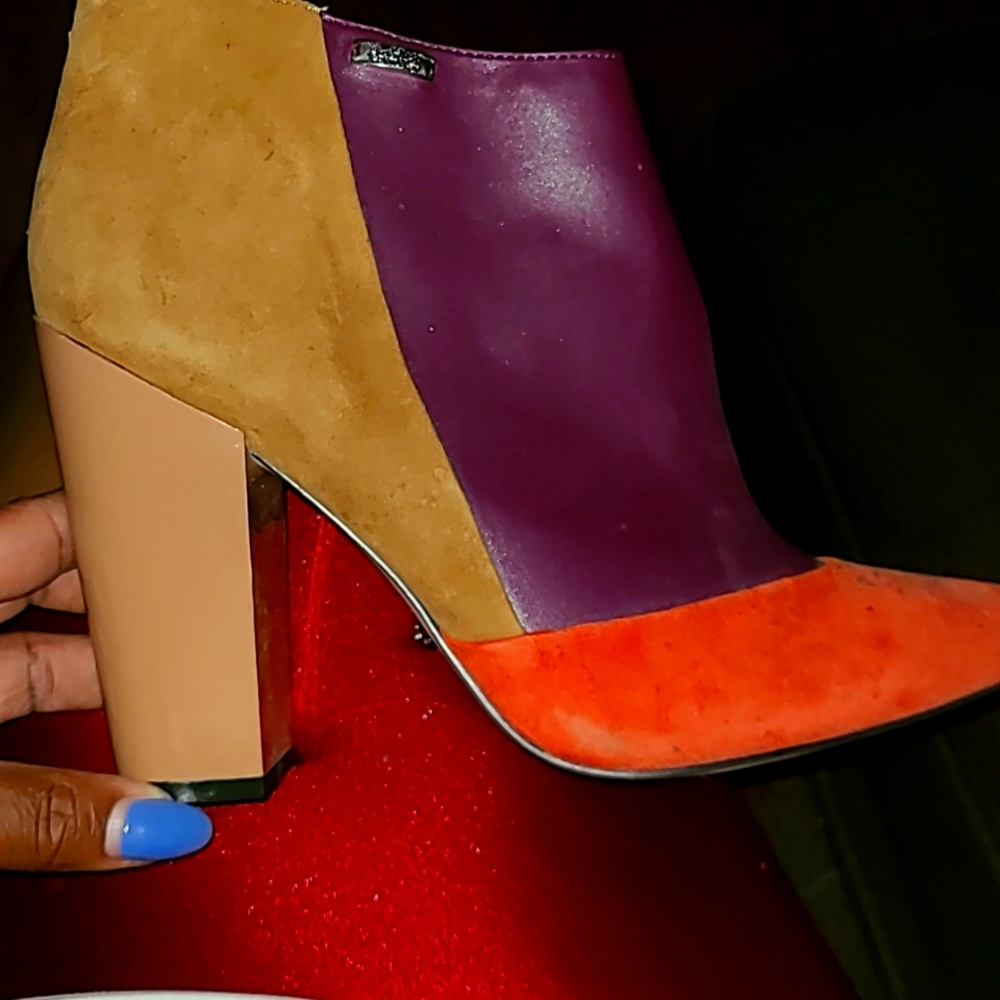 Calvin Klein Ankle bootie only wore once